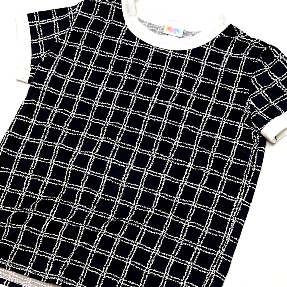 Black and White Grid Patterned Tee